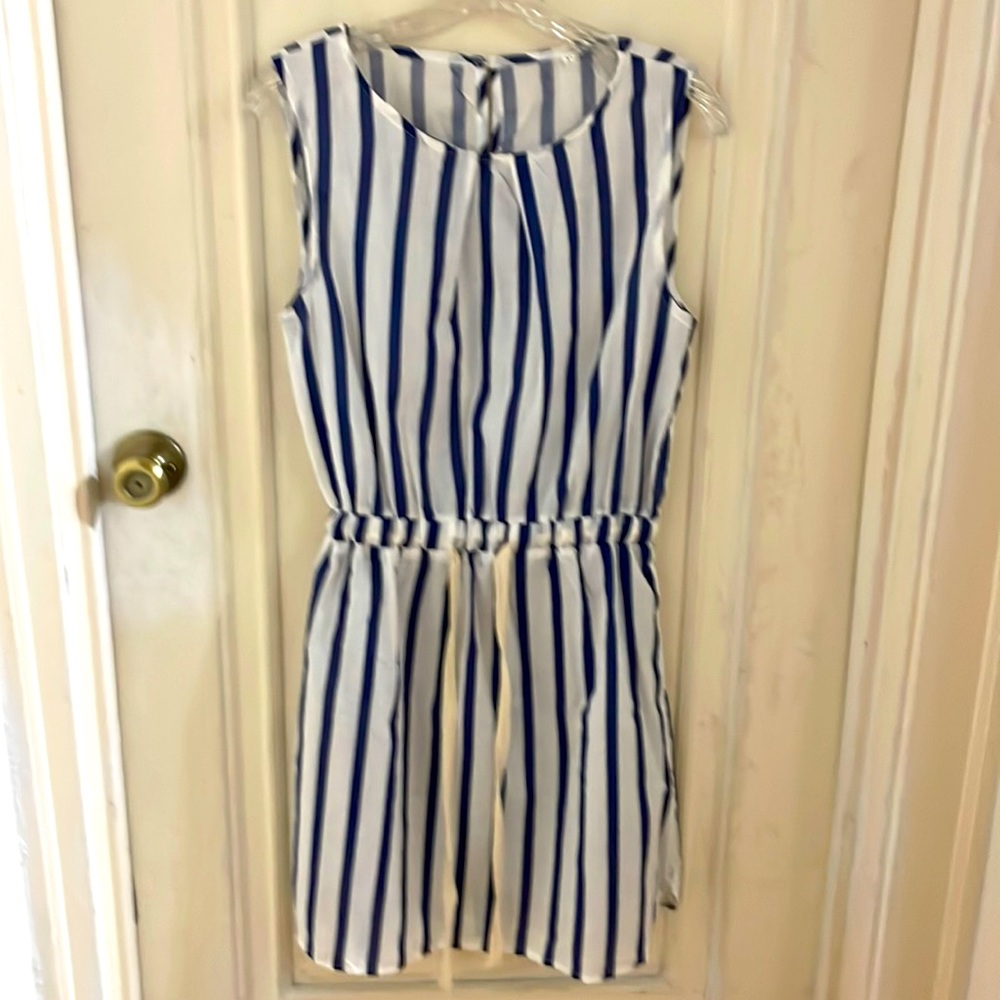 Ladies unbranded blue and white striped dress.